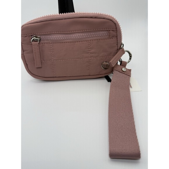 Pink Wristlet Quilted Small Zip Pouch‎ with Strap NWT Westbronco - Picture 4 of 5